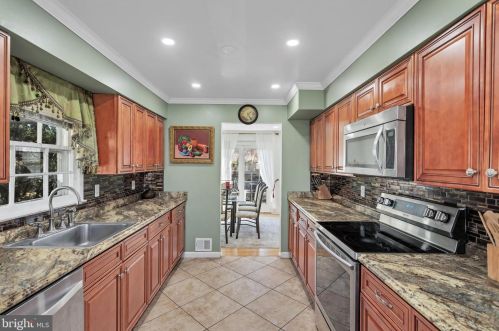 13015 Morningside Ln, Silver Spring MD 20904-3158 exterior