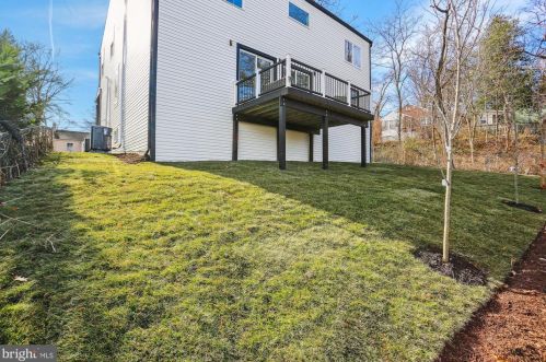 6615 Gude Ave, Silver Spring MD 20912-4827 exterior