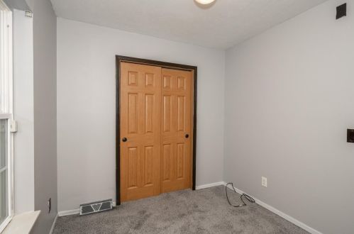 6530 Catalpa Ave, Cincinnati OH  45239-4927 exterior