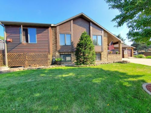 315 4th Ave, Plainview, MN 55964-1482