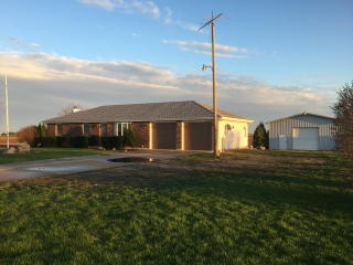 9850 Ament Rd, Plattville, IL 60560-9642