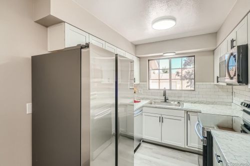 16081 Radcliff Pl, Denver, CO 80015-6326