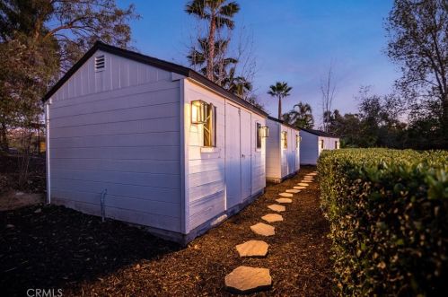 1232 Pleiades Dr, Vista CA  92084-6531 exterior