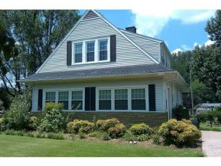 515 Ohio Ave, Erwin, TN 37650-1622