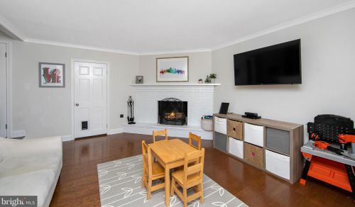 299 Maple Ave, Haddonfield NJ 08033-1436 exterior