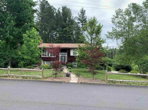 21 Eastbrook Dr, Nashua, NH 03060-5377