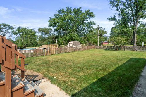 5528 Margie Ln, Oak Forest, IL 60452-3729