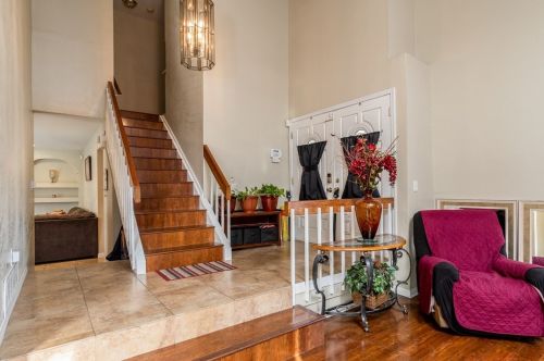 2564 Beechwood Ave, Rialto, CA 92377-4242