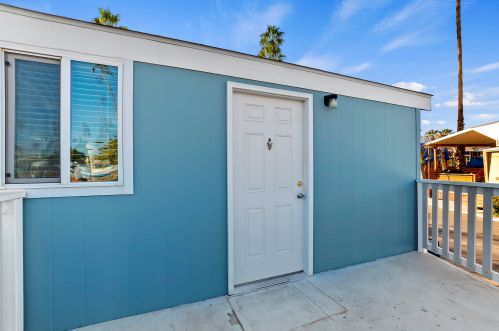 117 Fondulac St, Palm Springs, CA 92264-7829