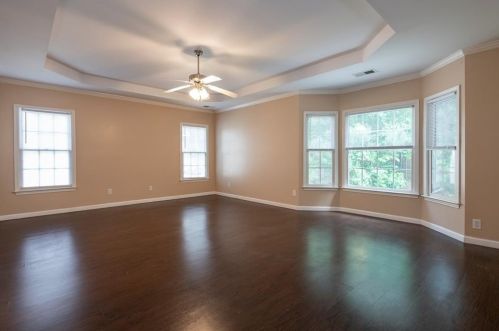 275 Lawrence Pl, Atlanta GA  30349-1068 exterior