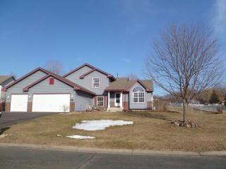 898 Marnie Cir, Saint Paul, MN 55119-5888