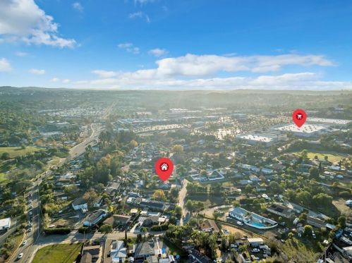 160 El Valle Opulento, Vista CA 92083-7708 exterior