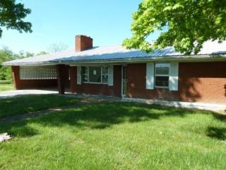 621 Goose Creek Rd, Dandridge, TN 37725-6118