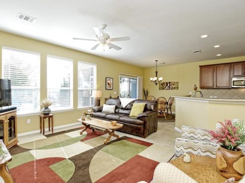 421 Fort Griffin Trl, Georgetown, TX 78633-5360