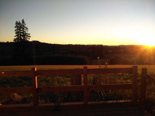 75101 Townsend Rd, Rainier, OR 97048-3102