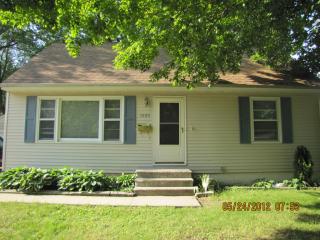 1895 Douglas Ct, Midway IA  52302-2317 exterior
