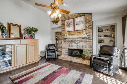 7026 Christina Ln, Garland TX 75043-6619 exterior