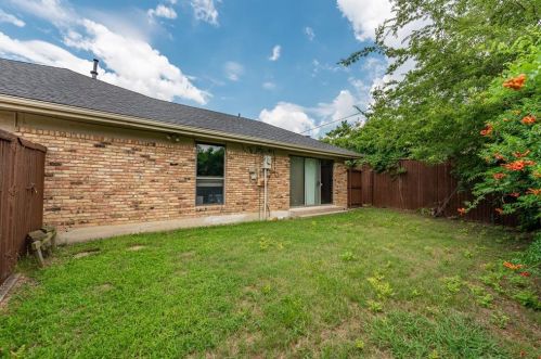 16314 Amberwood Rd, Dallas TX  75248-2814 exterior