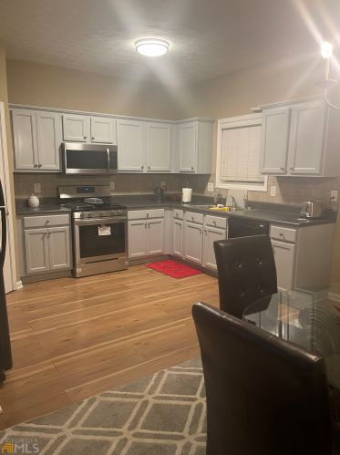 1260 Adcox Sq, Stone Mountain, GA 30088-4546