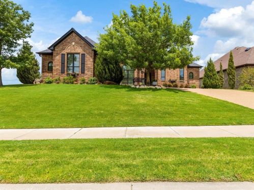 11029 Hawkins Home Blvd, Fort Worth TX  76126-4735 exterior