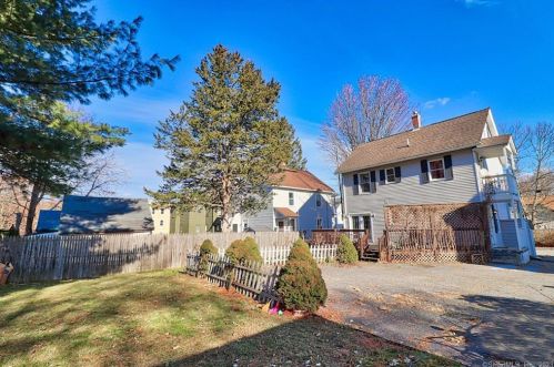 68 Washington Ave, Torrington CT  06790-5166 exterior
