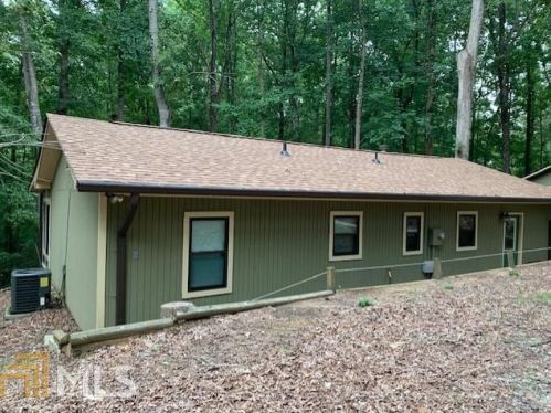 570 Greenleaf Dr, Lavonia, GA 30553-2124