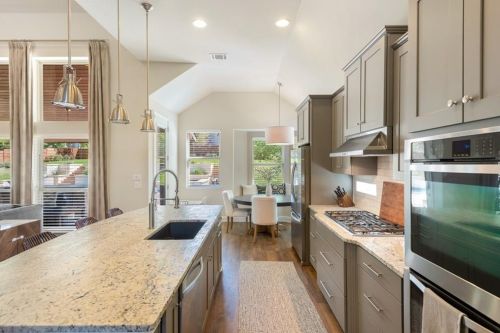 7734 Aria Loop, Austin TX  78736-2708 exterior