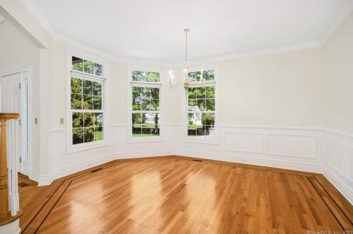 5 Christopher Ln, Norwalk CT  06851-3325 exterior