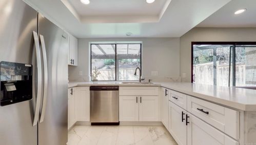 1086 Helix Village Dr, El Cajon, CA 92020-7223