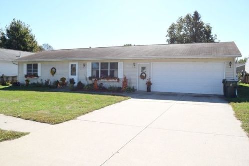 730 Dilenbeck Dr, Geneseo, IL 61254-1602