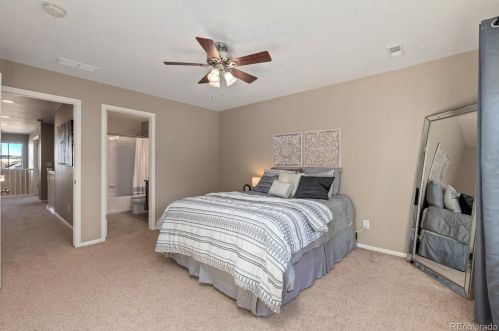 5421 Eaton Park Way, Aurora CO 80016-4292 exterior