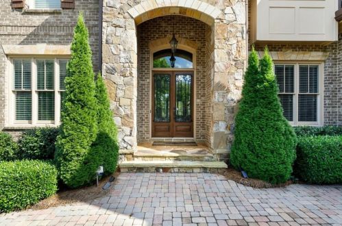 5422 Heyward Square Pl, Marietta, GA 30068-1869