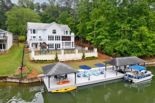 1198 Plantation Dr, Villa Rica, GA 30180-3938