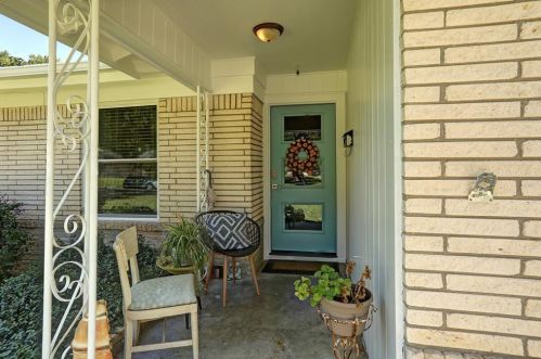 4633 Selkirk Dr, Fort Worth TX  76109-5243 exterior