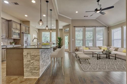 3579 Falcon Way, Conroe TX  77304-0048 exterior