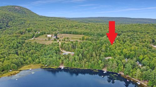 316 Berry Rd, Sumner, ME 04220-5616