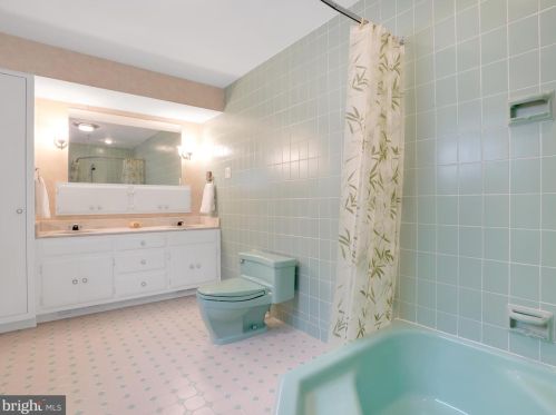 1407 Mahantongo St, Primrose PA 17901-3307 exterior