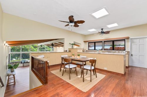 4933 Waa St, Honolulu HI  96821-1445 exterior