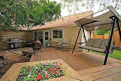 4005 Commonwealth Dr, Lewisville, TX 75028-1533