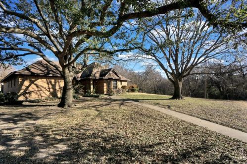 410 Heritage St, Rockwall, TX 75087-2843