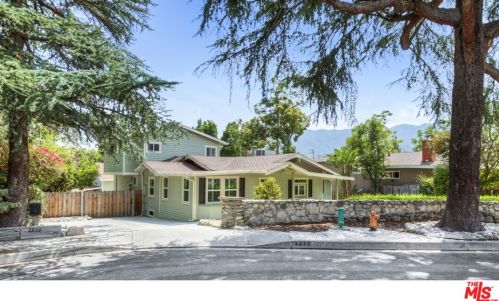 2832 Mayfield Ave, Glendale CA 91214-3816 exterior