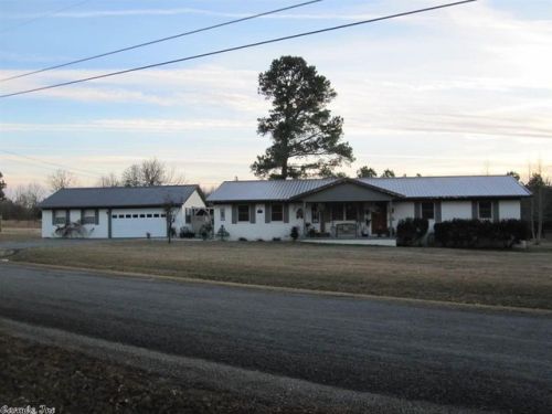 135 Longview Cir, Searcy, AR 72143-9215