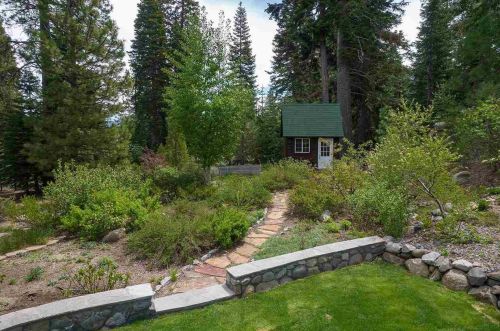 11565 Stillwater Ct, Truckee, CA 96161-3228