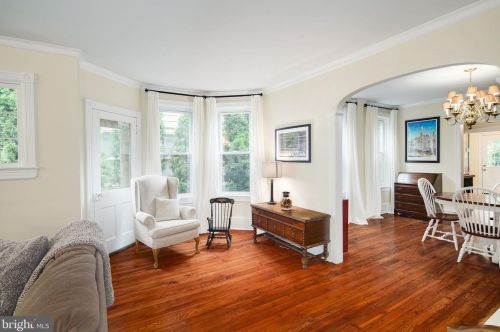 109 Center St, Tavistock NJ  08033-1803 exterior