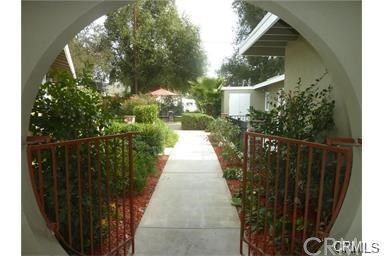 22 Michigan St, Redlands, CA 92373-4630