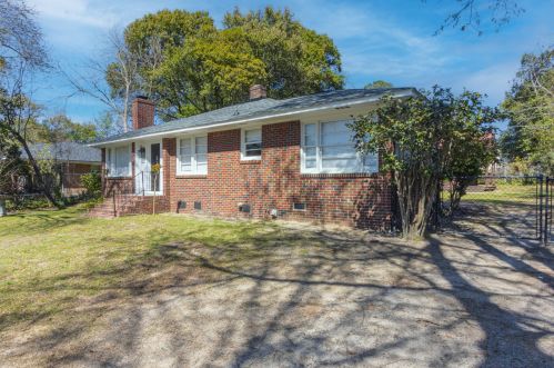 220 Greenwood Rd, Cayce-West Columbia, SC 29169-5214
