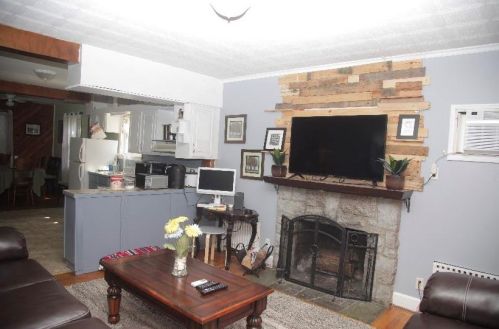 59 Durham St, Providence, RI 02908-1522