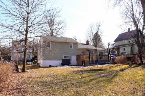 44 Fox St, Waterbury, CT 06708-3402
