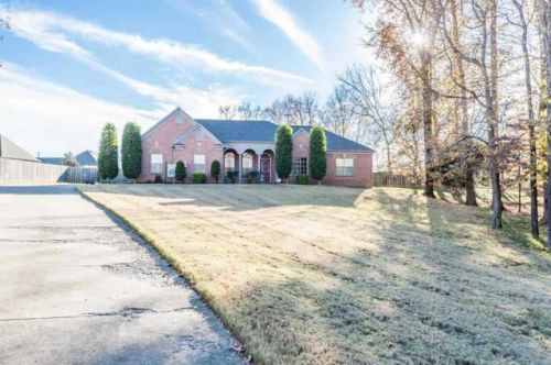 75 Sweetwood Dr, Crosstown, TN 38004-7789