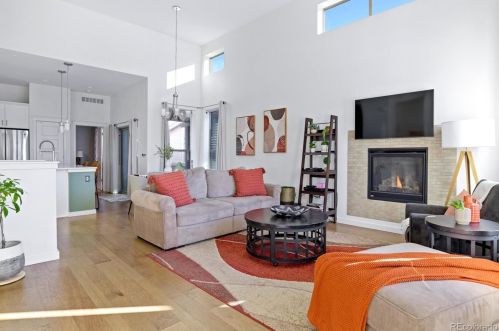 5770 Geneva St, Denver, CO 80238-4736